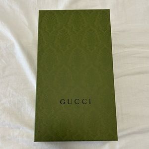 Size 37 (7) Gucci Slides